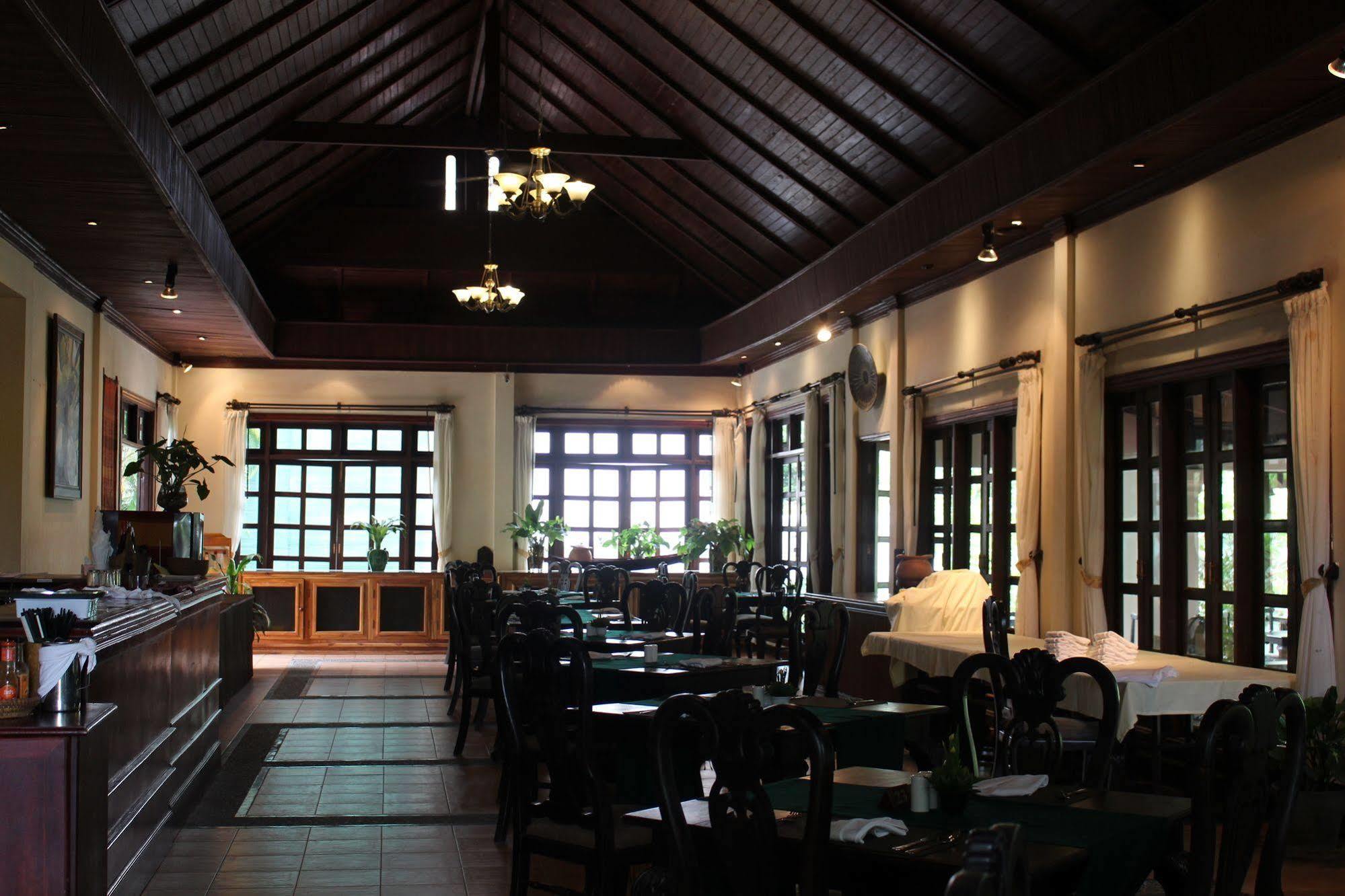 Santi Resort & Spa Luang Prabang Extérieur photo